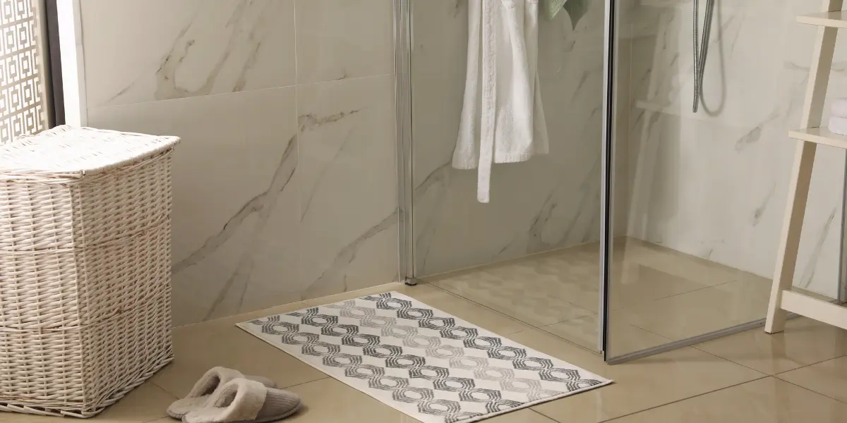 Como escolher o piso ideal para o banheiro